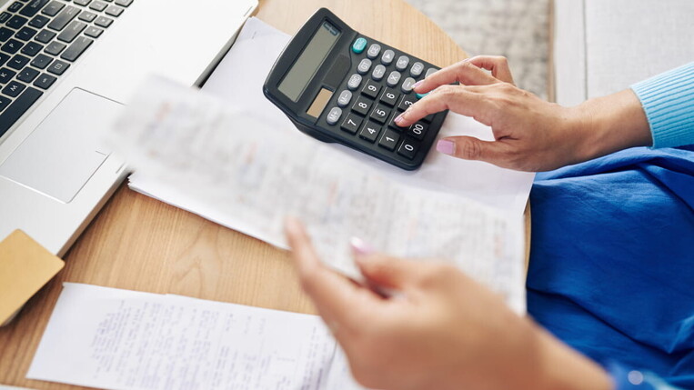 tax calculating